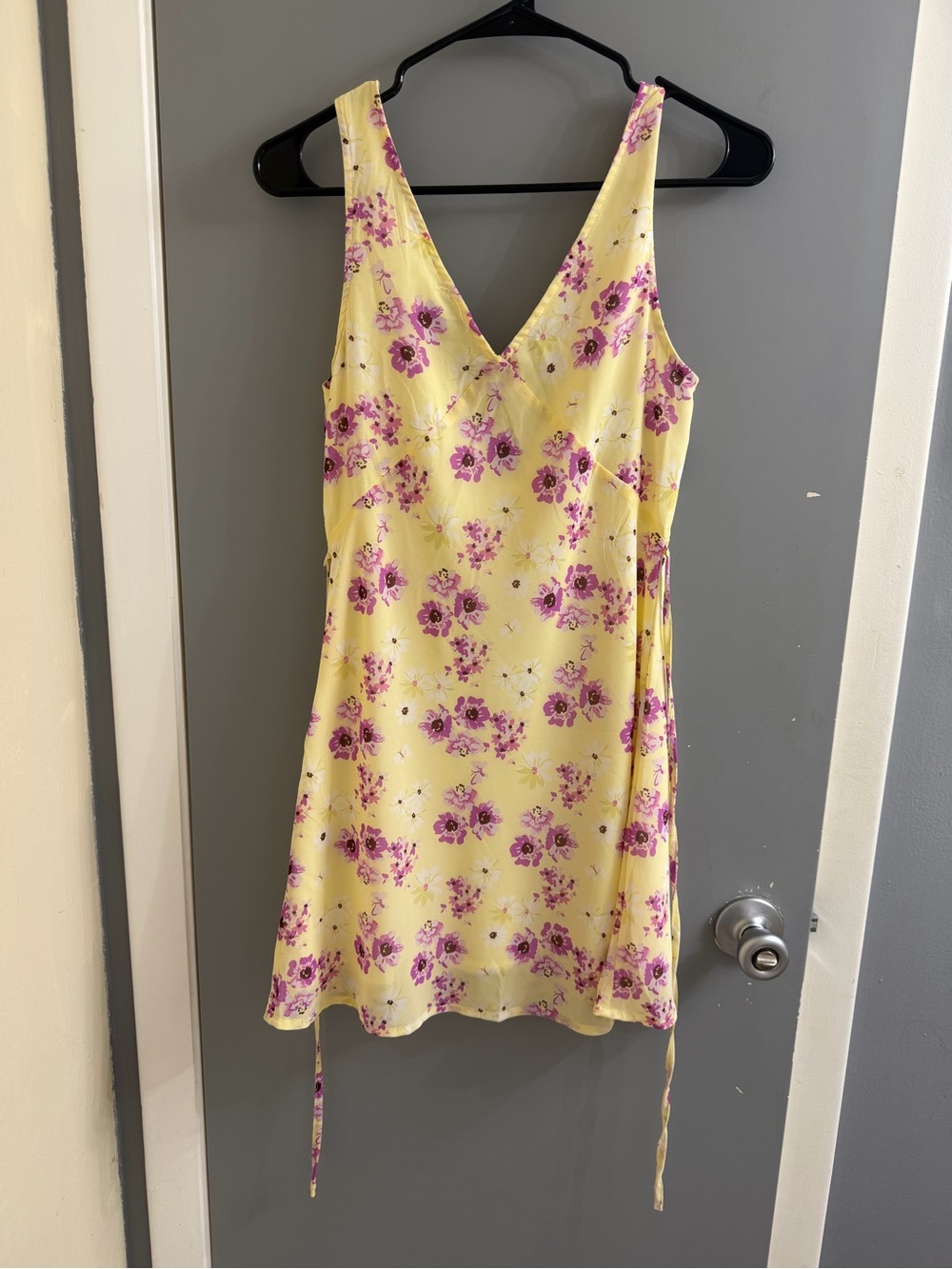 Princess polly - yellow floral mini dress
